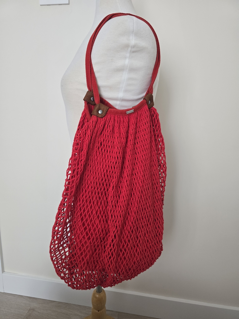 Volcom Red Mesh Tote with Brown Trim